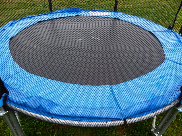 síť trampolíny